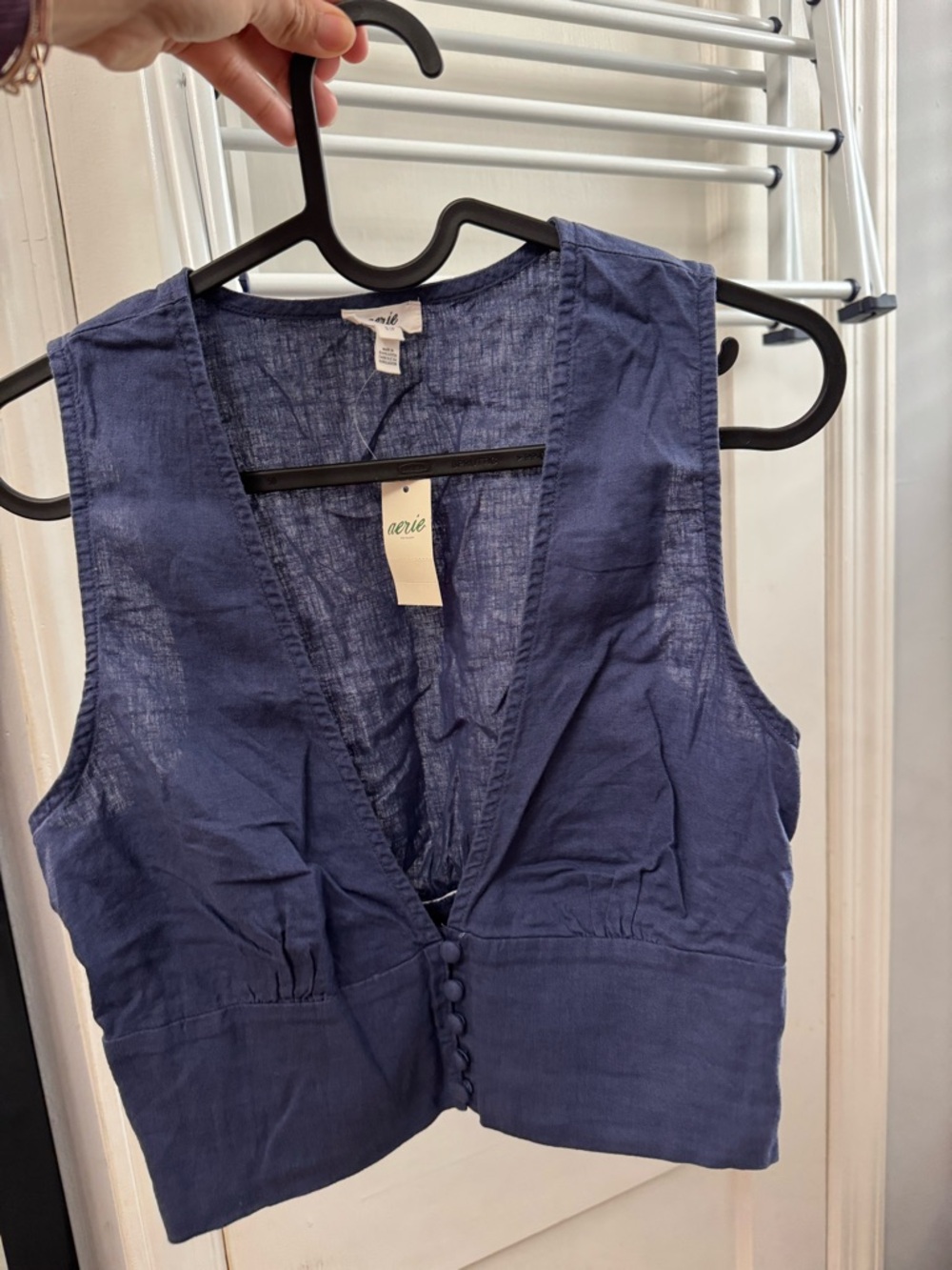 AE Aerie Linen Blend Cropped Vest